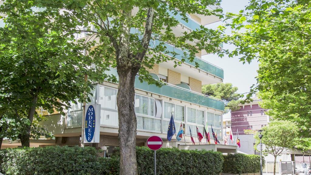 Hotel Modenese Riccione Exterior photo